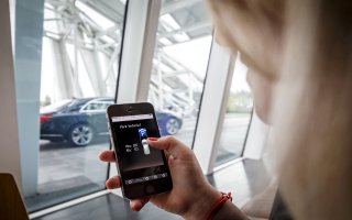 Компания Бош сделала смартфон ключом от автомобиля