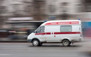 Правительство РФ поддержало ужесточение наказания за непропуск скорой