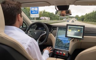 Будущее мобильности: Компании Bosch и TomTom работают над технологиями карт для автоматической езды